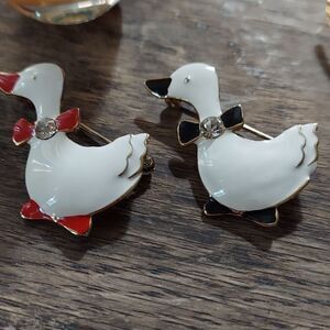Vintage Duck Scatter Brooch Set Enamel Rhinestone Duck Scatter Pins